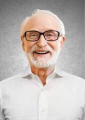 19 白シャツワイドカラー