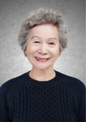 47 紺色編み込みセーター